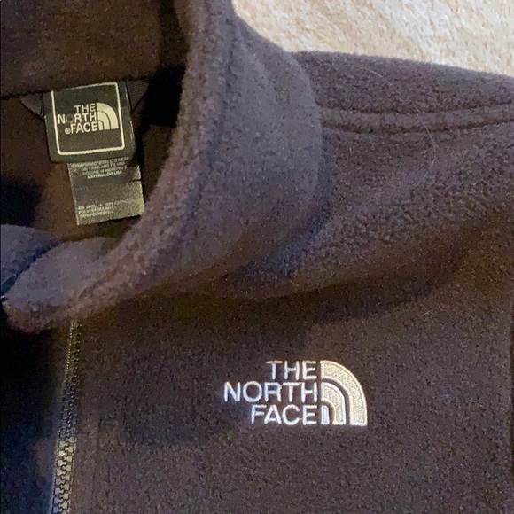 The North Face fleece jacket - Picture 2 of 3